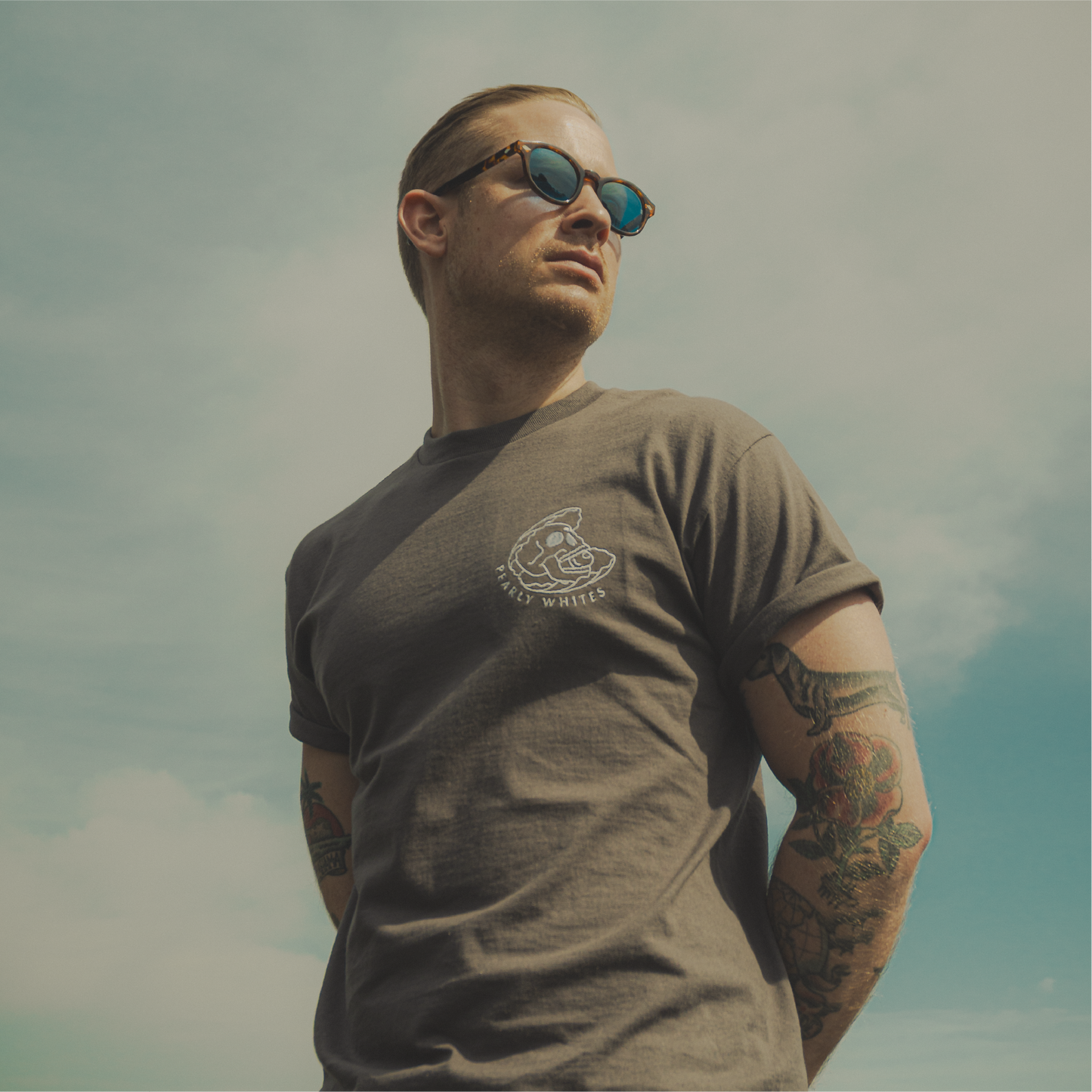 PEARLY WHITES Tee